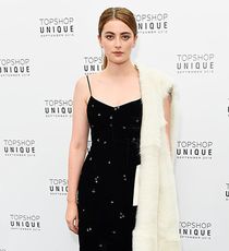 Millie Brady, 32 года, Великобритания Millie Brady, 32 года,